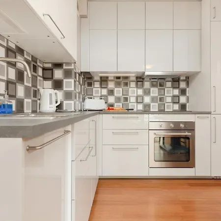 Apartment Elegancki W Centrum Gdyni Z Parkingiem By Renters Gdynia