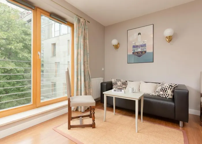 Elegancki W Centrum Gdyni Z Parkingiem By Renters